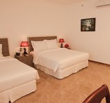 Khách Sạn Đèn Lồng Đỏ