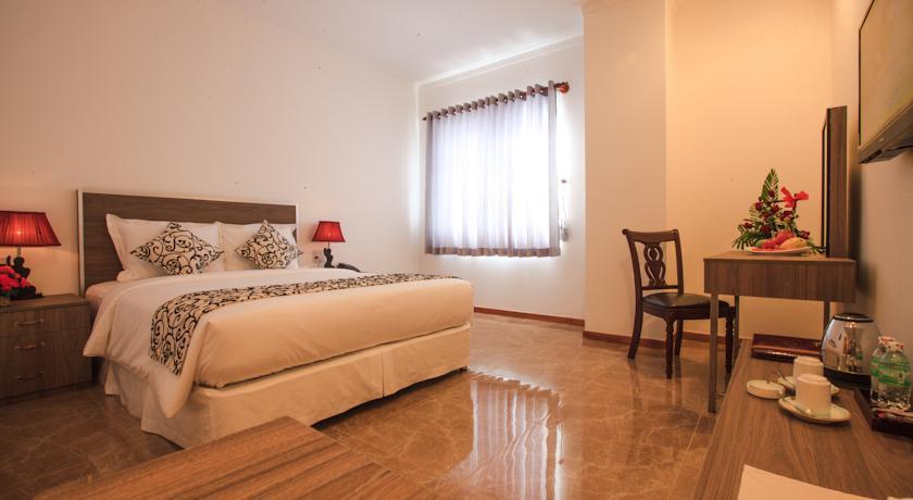 Khách Sạn Đèn Lồng Đỏ