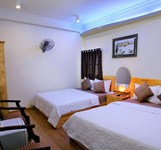 Khách Sạn CR Nha Trang ( Thằng Bờm)
