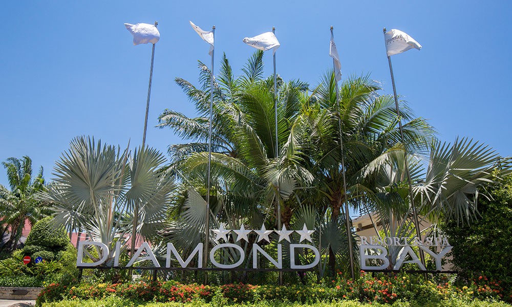 Diamond Bay Resort & Spa