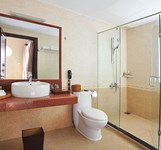 Diamond Bay Resort & Spa