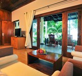 Diamond Bay Resort & Spa