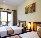 Diamond Bay Resort & Spa