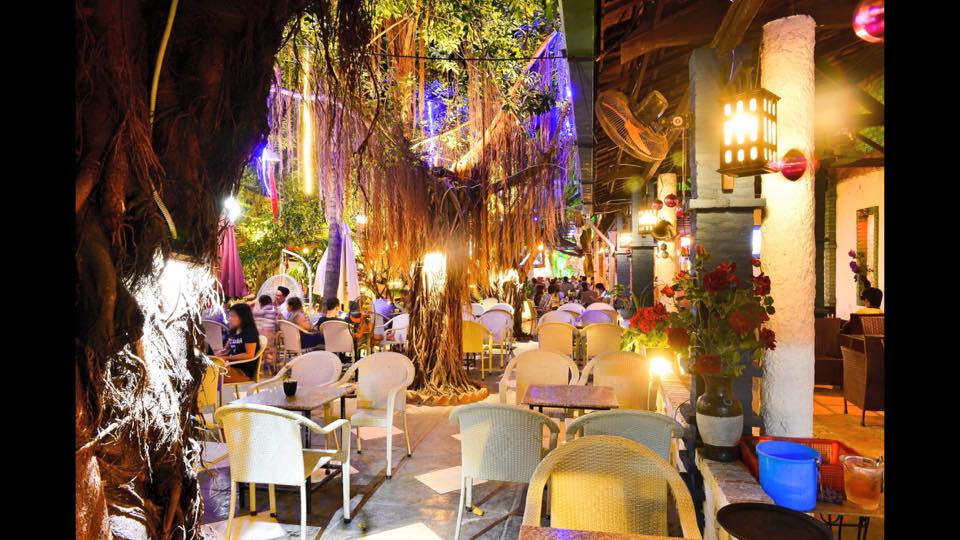 Nhạc Hoa Viên Garden Cafe Cam Ranh