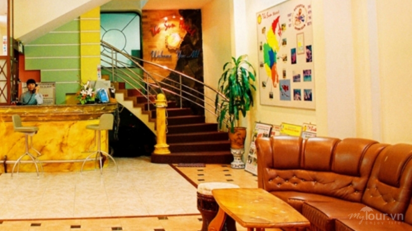 Khách Sạn Mặt Trời 