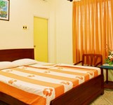 Khách Sạn Mặt Trời