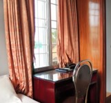 Khách Sạn Hiền Lương