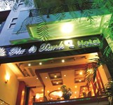 Khách Sạn Pha Lê Xanh 1