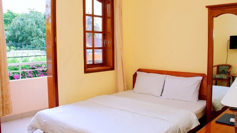 Khách Sạn Đông Dương