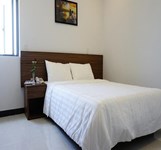 Khách Sạn Daisy (Cúc Tùng)