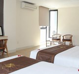 Khách Sạn Daisy (Cúc Tùng)