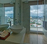 Khách Sạn Daisy (Cúc Tùng)