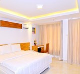 Khách Sạn New Century